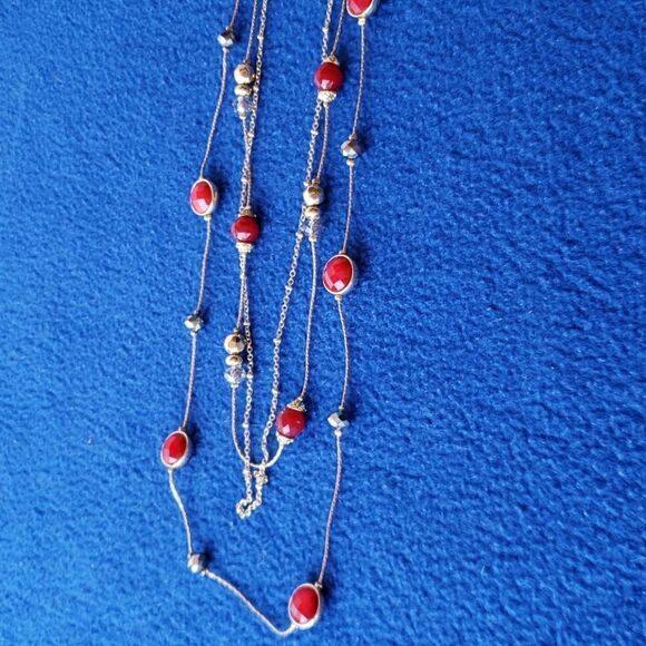 Lovely Red and Gold Necklace Bracelet Earrings Set - Picture 3 of 10